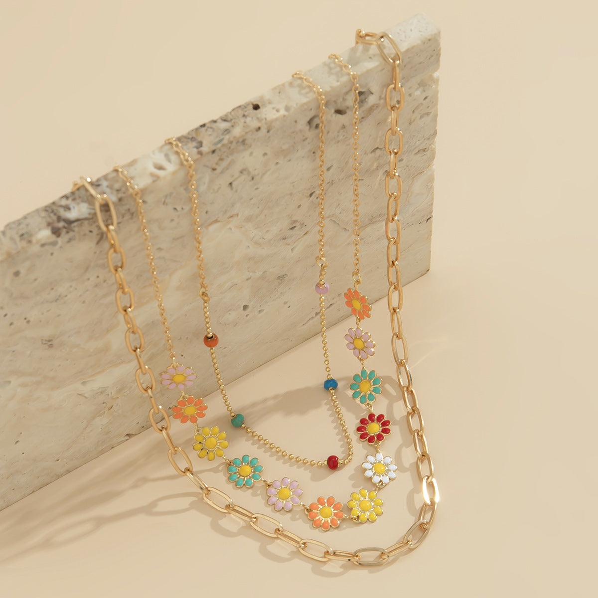 Retro Simple Ethnic Style Color Little Daisy Necklace
